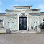 Amazing In The Heart Of *