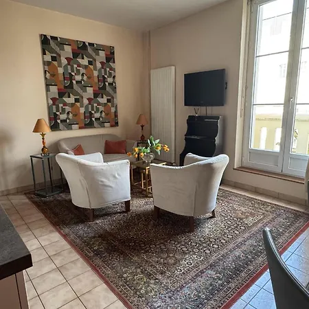 Amazing In The Heart Of Holiday home Vittel